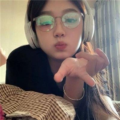 大鼻子小英雄